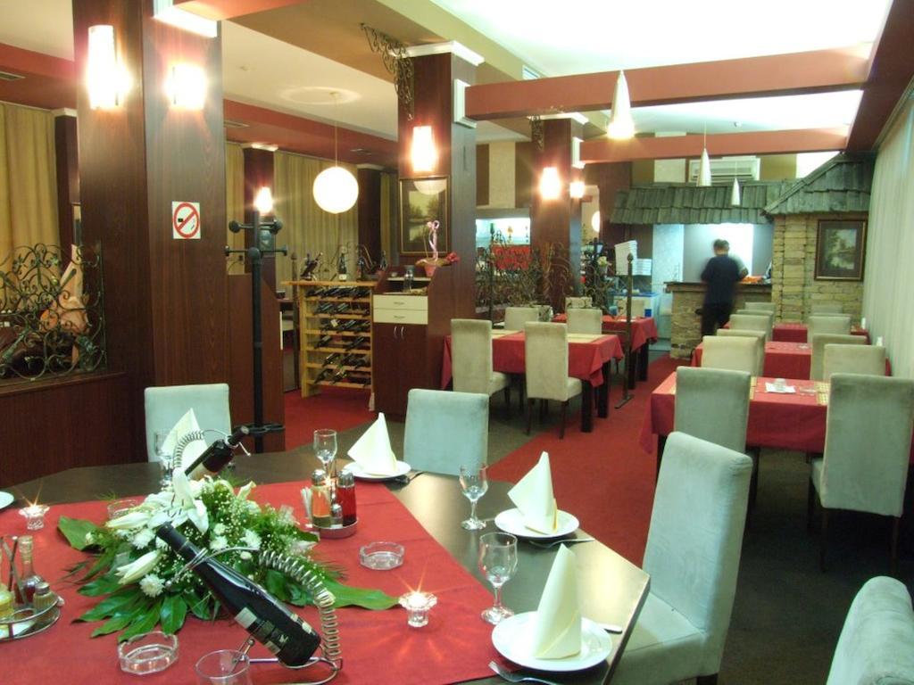 Topalovic Motel Naselje Starosjedilaca